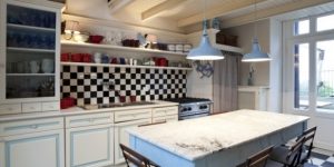 Płytki dekoracyjne w kuchni: sposób na piękne ściany